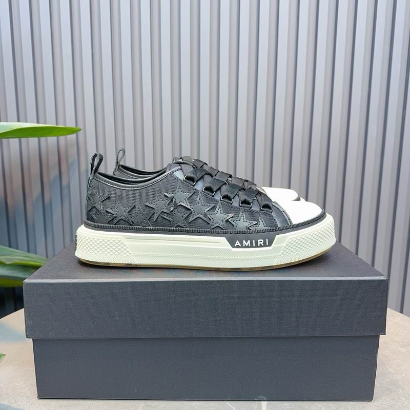 Amiri Stars Court Low | Full-Grain Leather Low-Top | Graphic Star Sneaker