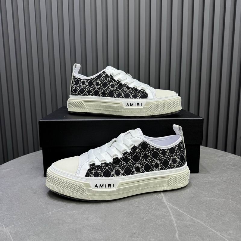 Amiri Stars Court Low Sneakers MNS0634 – Men's Designer Leather Sneakers