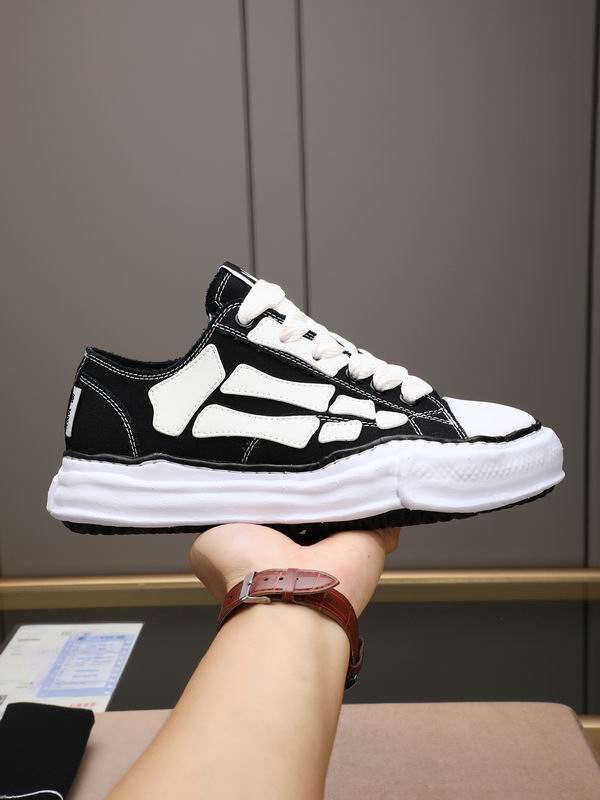 Amiri Sneakers (EU 35–44)