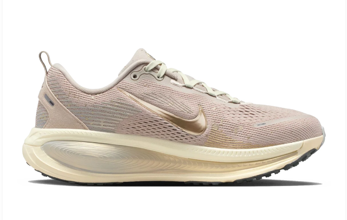 Nike Vomero 18 SE Men's Road Running Shoe