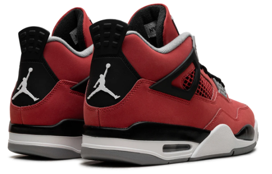 Air Jordan 4 Retro 'Toro Bravo' 2026