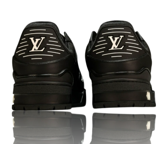 Louis Vuitton Trainer ‘Embossed Monogram’ – Black